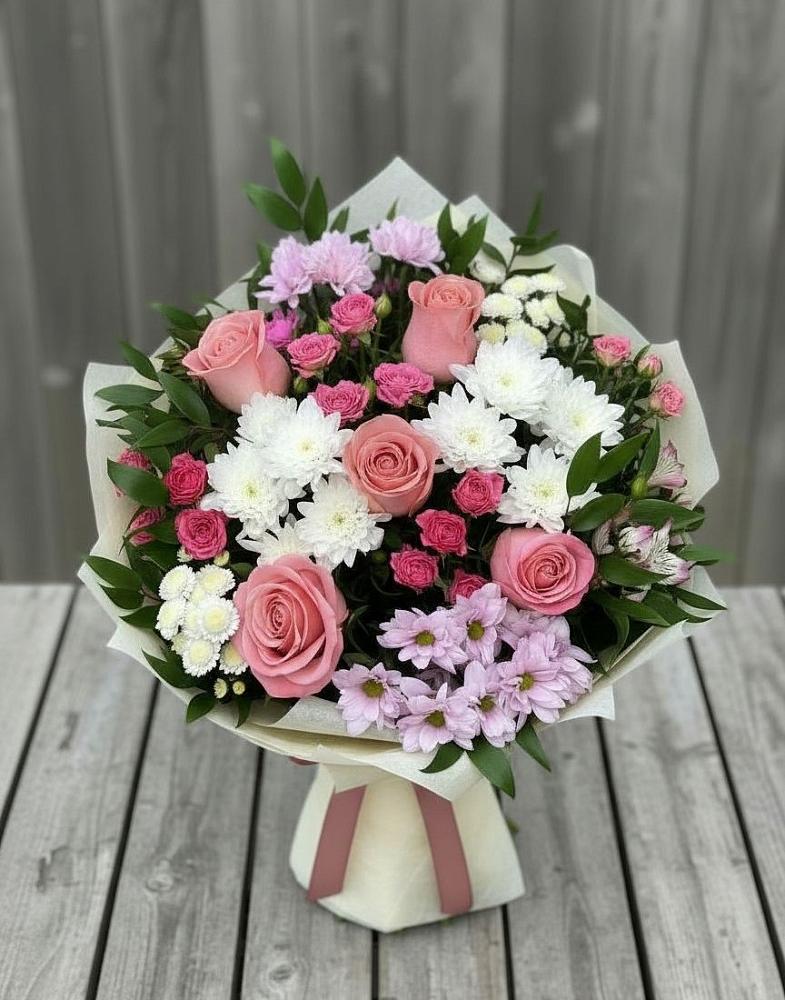 Букет цветов из: Альстромерии, Гвоздики, Розы и Хризантемы в Выгоничи