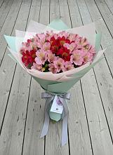 Букет цветов из:  Альстромерии в Выгоничи