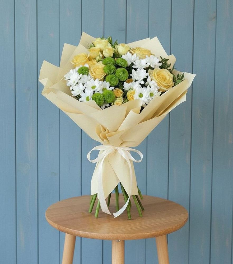 Букет цветов из: Хризантемы и Розы в Выгоничи