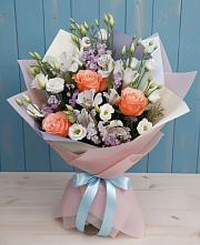 Букет цветов из:  Лизиантусы, Розы, Альстромерии и Гипсофила в Выгоничи