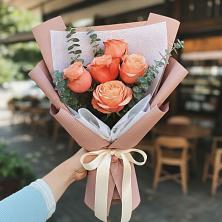 Букет цветов из:  Розы в Выгоничи