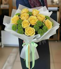Букет цветов из:  Хризантемы и Розы в Выгоничи