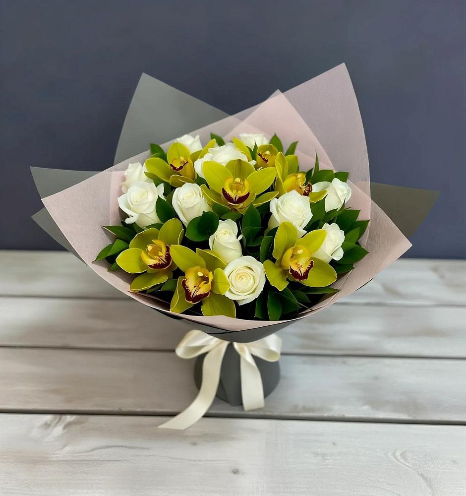 Букет цветов из: Орхидеи и Розы в Выгоничи