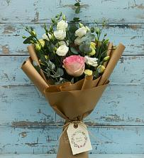 Букет цветов из:  Розы и Лизиантусы в Выгоничи