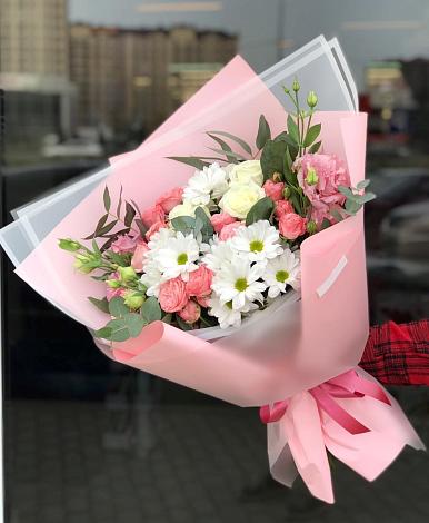 Букет цветов из: Розы, Лизиантусы и Хризантемы в Выгоничи
