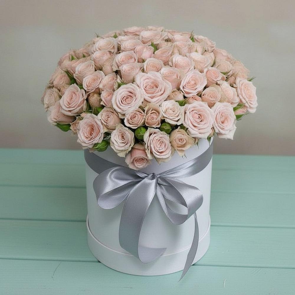 Цветочная композиция из Розы в шляпной коробке в Выгоничи